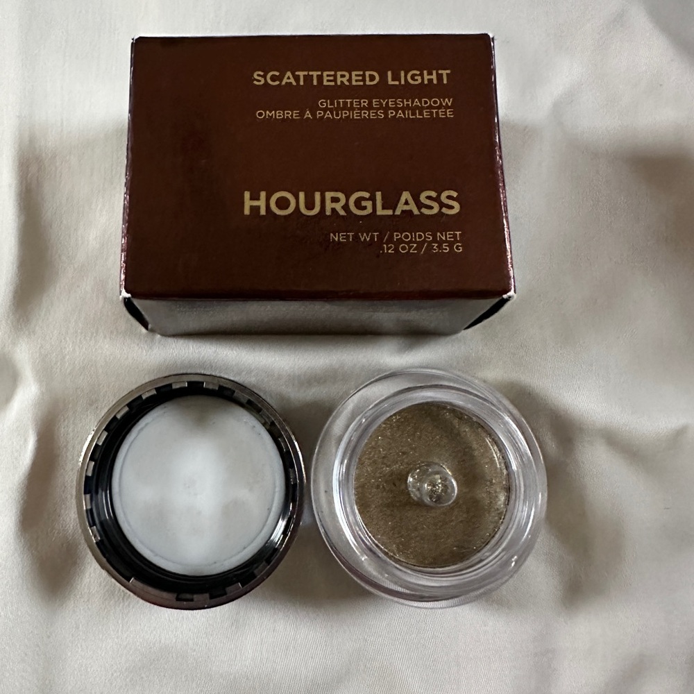 Hourglass Scattered Light Glitter Eyeshadow - Vivid - Picture 3 of 6